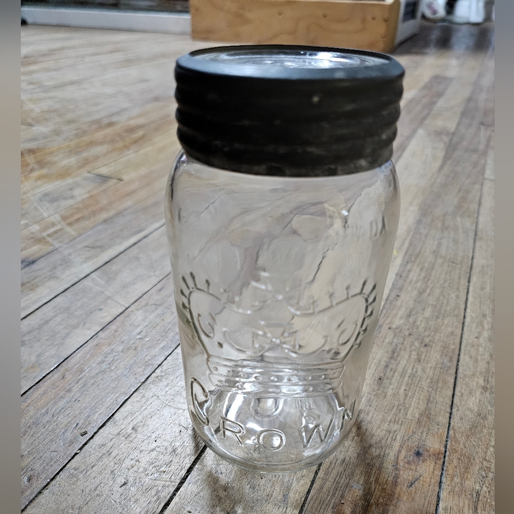 Crown Clear Glass Jar with lid
